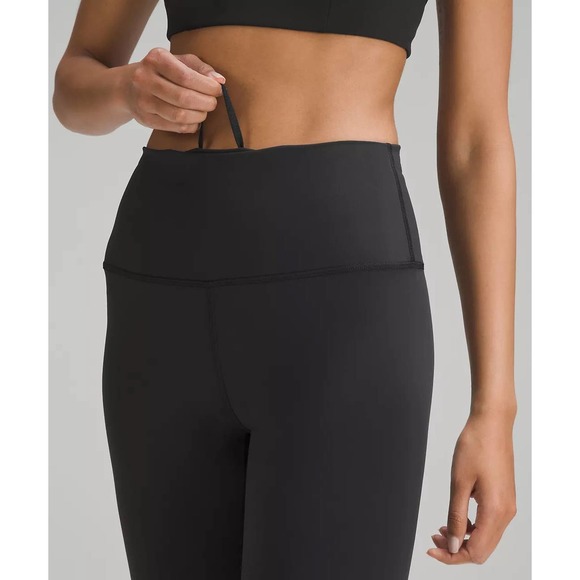 Wunder Train High-Rise Black leggings Crop 21" size 2 - Picture 2 of 10